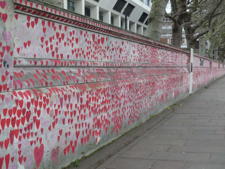 mur du covid Londres