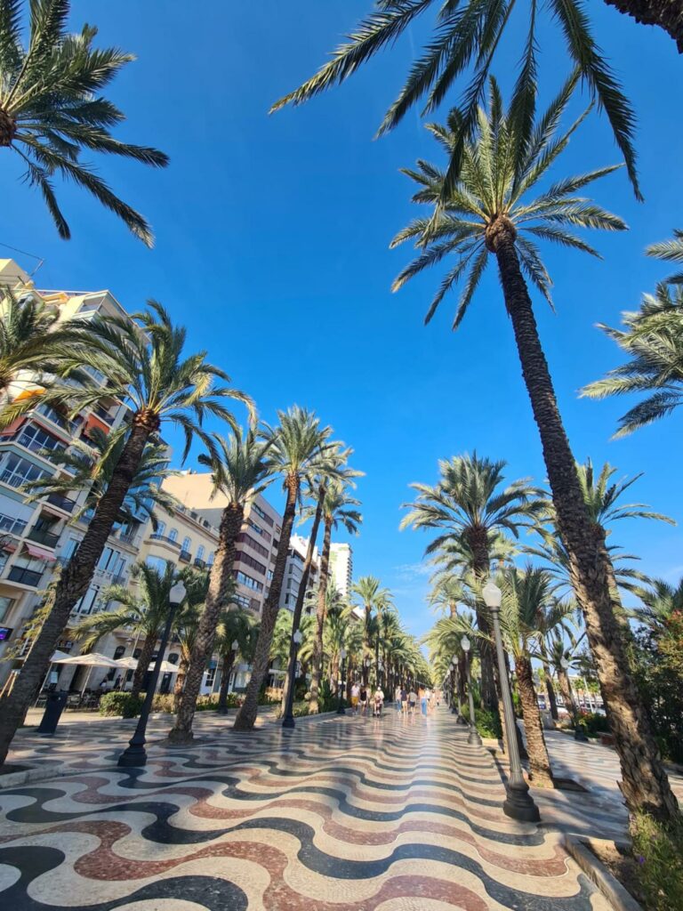 promenade Explanada de España à Alicante