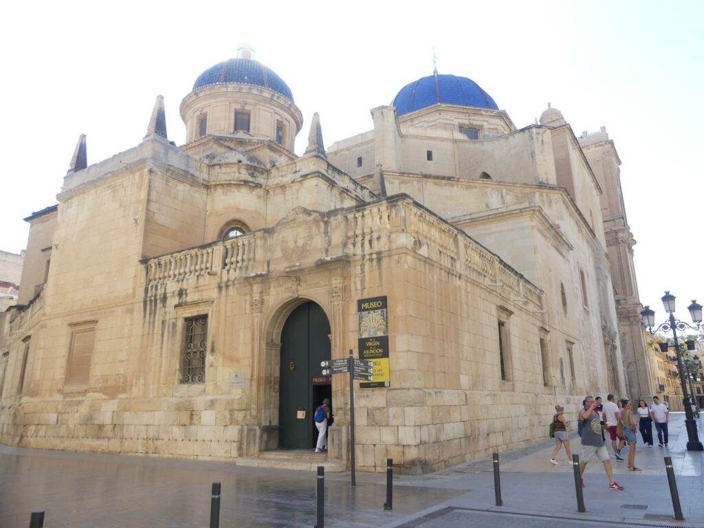 basilique Santa Maria à Elche