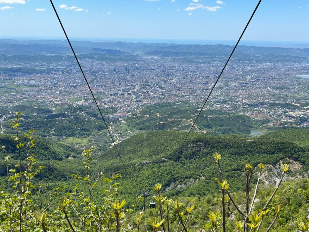 tirana albanie