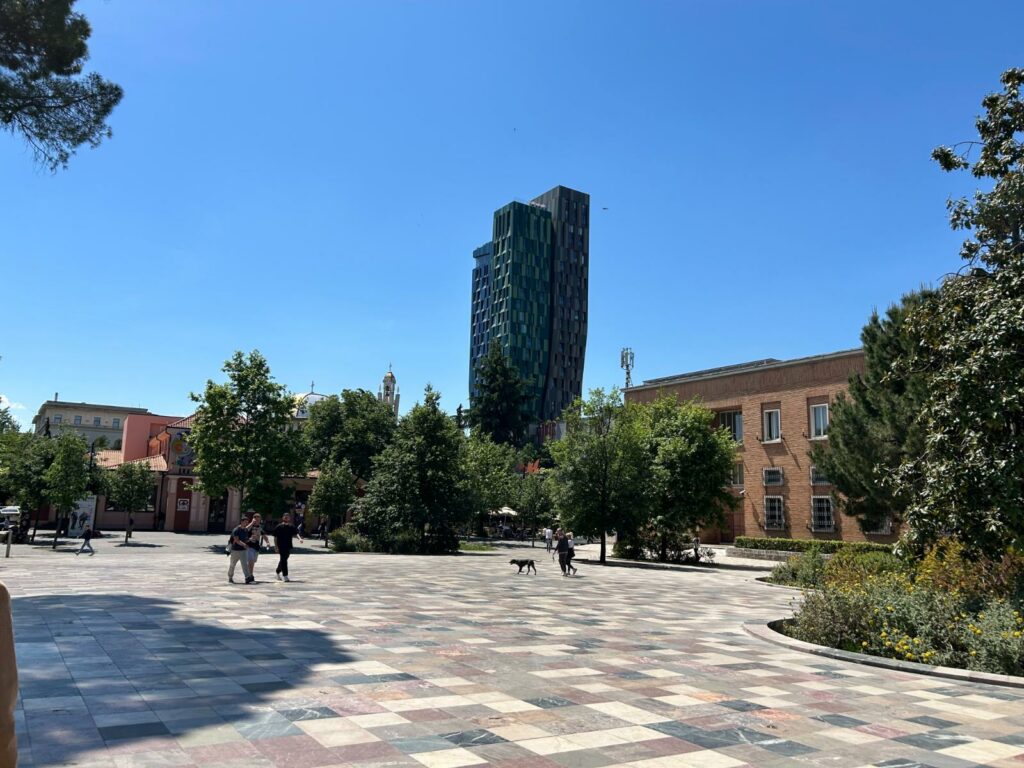 place skanderberg tirana